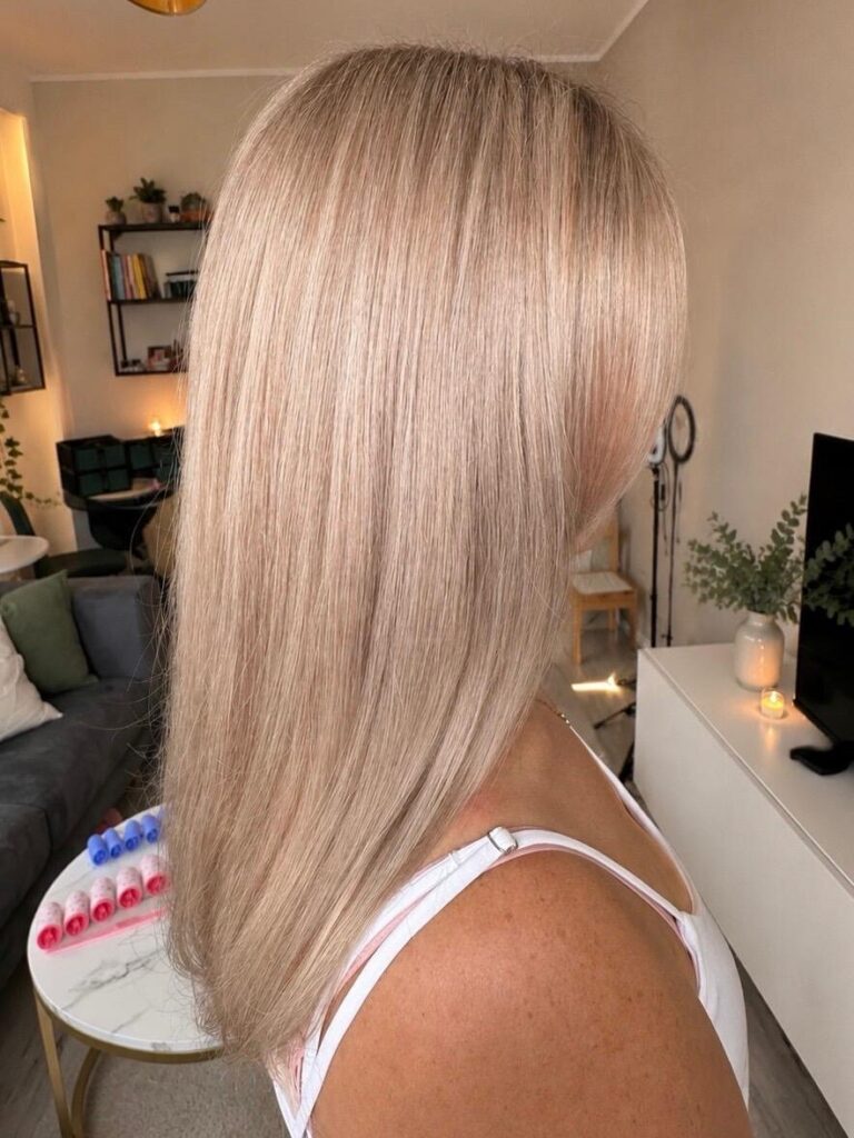 Damen Haarschnitt und Blondierung in Schweinfurt und Umkreis.